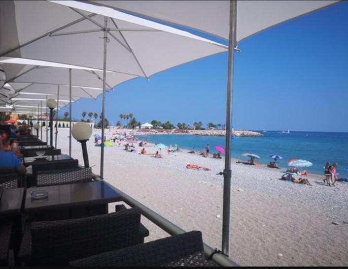 La Perle De Menton Lägenhet Exteriör bild